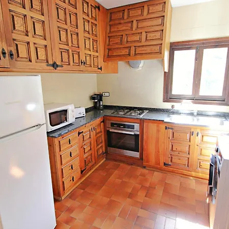 Oscar - With Large Pool And Sea Views In * 베니싸