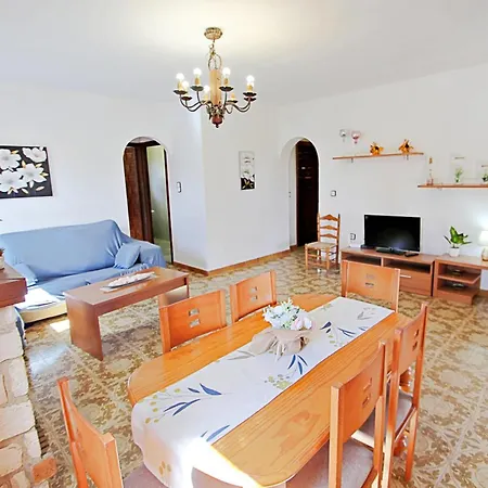 빌라 Oscar - With Large Pool And Sea Views In *